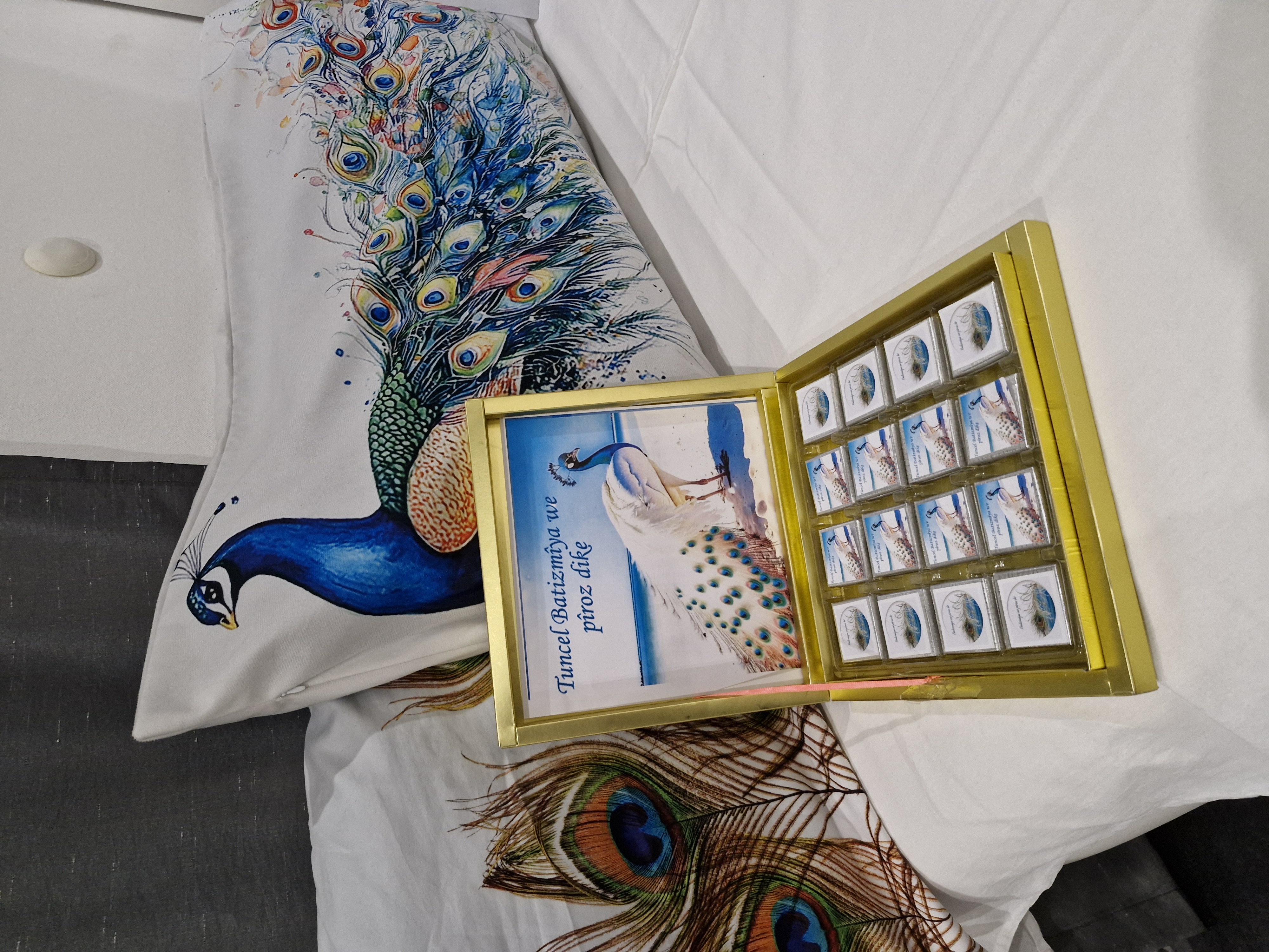 1 Kg Ovalette Madlen Schokolade Vollmilch ( Silber verpackt )